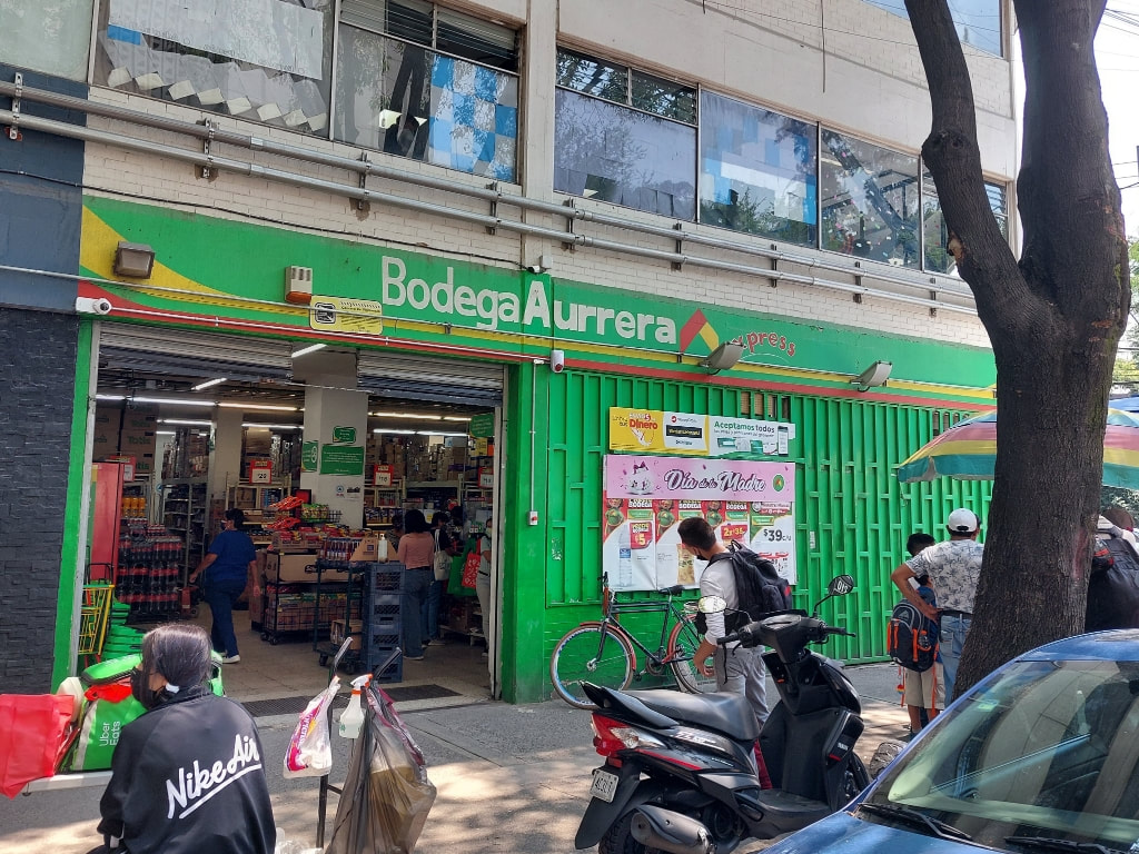 Bodega Aurrera supermercado in Mexico City