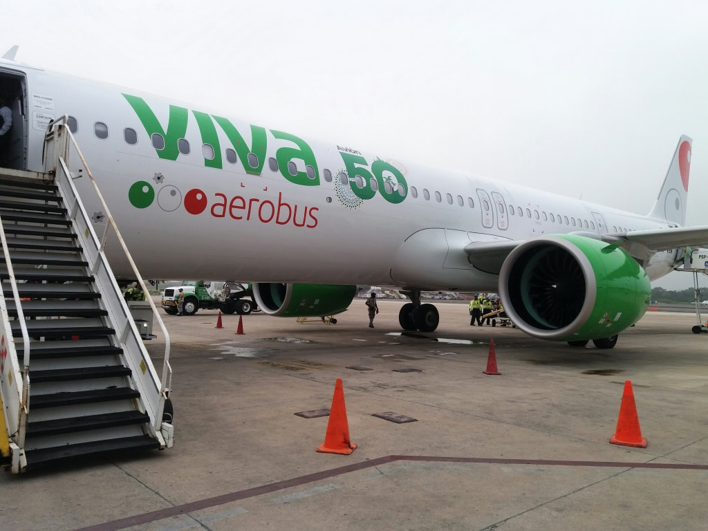 Viva 50 Aerobus Mexico